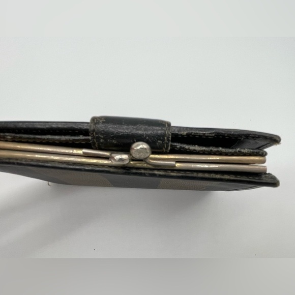 Fendi Pequin Snap Closure and Kisslock Wallet - Picture 6 of 16